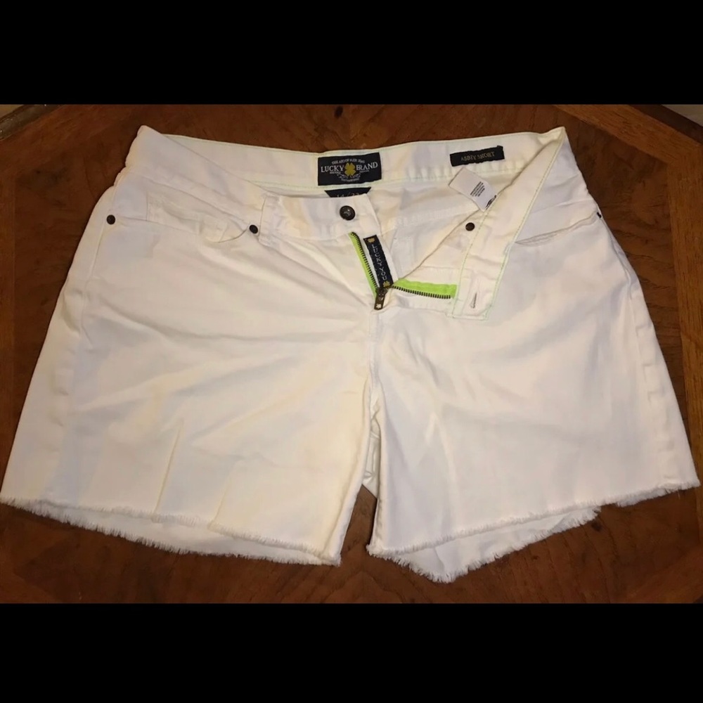 Women’s Lucky Brand white cutoff denim shorts